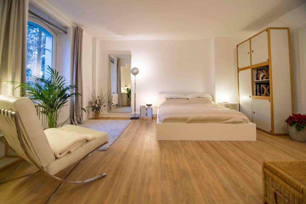 Ground Floor In Villa In Charlottenburg Garden View Berlino Esterno foto