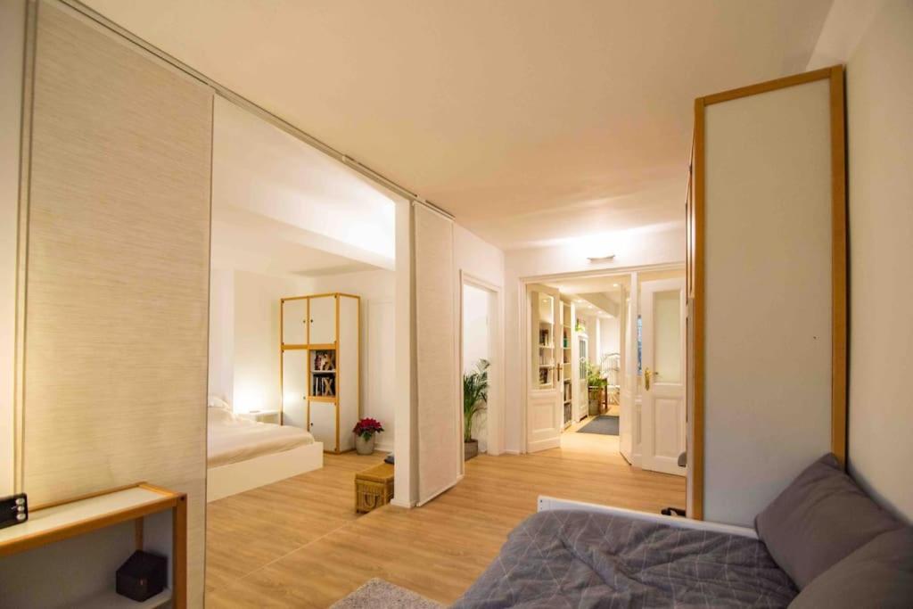 Ground Floor In Villa In Charlottenburg Garden View Berlino Esterno foto